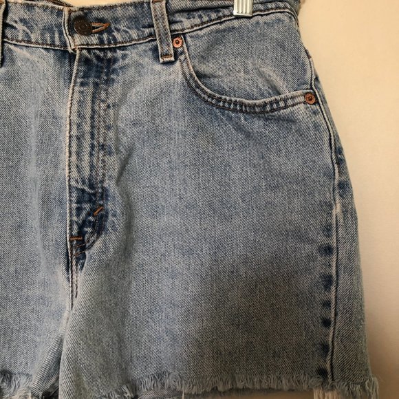 vintage Levi's 512 distressed shorts - Picture 3 of 7